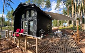 Lakeland Cabin